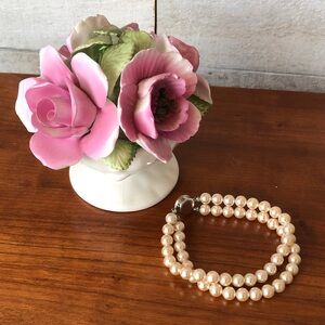 Elegant Cream Pearl 2-strand Bracelet